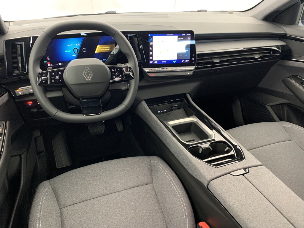 Photo véhicule 1 RENAULT Austral E-Tech full hybrid 200 GSR2 Evolution