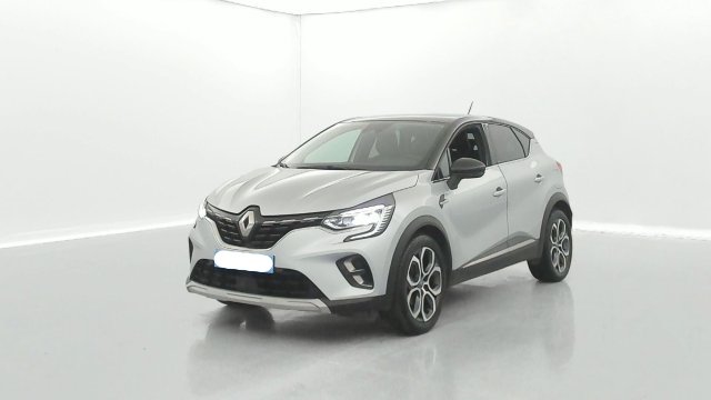 Photo véhicule 1 RENAULT Captur E-Tech Plug-in 160 - 21 Intens