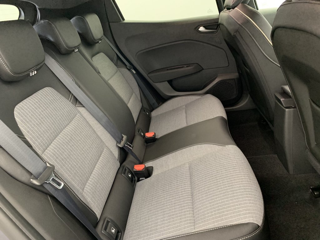 Photo véhicule 1 RENAULT Clio 5 TCE 90 GSR2 TECHNO