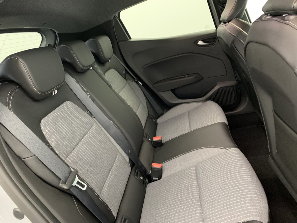 Photo véhicule 1 RENAULT Clio 5 TCE 90 GSR2 TECHNO
