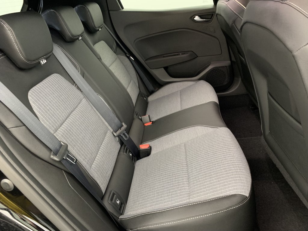 Photo véhicule 1 RENAULT Clio 5 TCE 90 GSR2 TECHNO