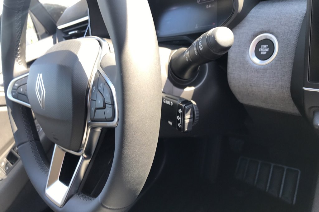 Photo véhicule 1 RENAULT Clio 5 DCI 100 GSR2 EVOLUTION
