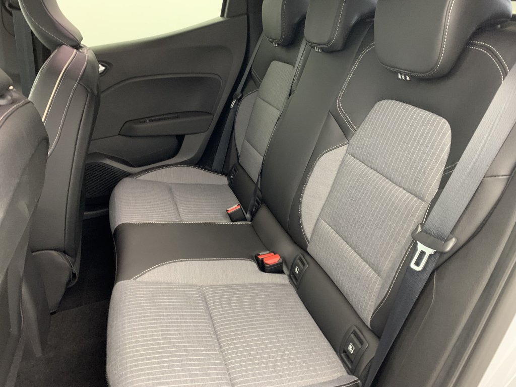 Photo véhicule 1 RENAULT Clio 5 TCE 90 GSR2 TECHNO