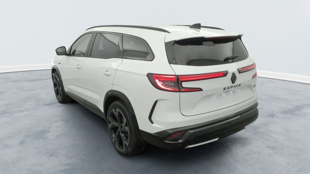 Photo véhicule 1 RENAULT Espace vi E-TECH FULL HYBRID 200 GSR2 ESPRIT ALPINE