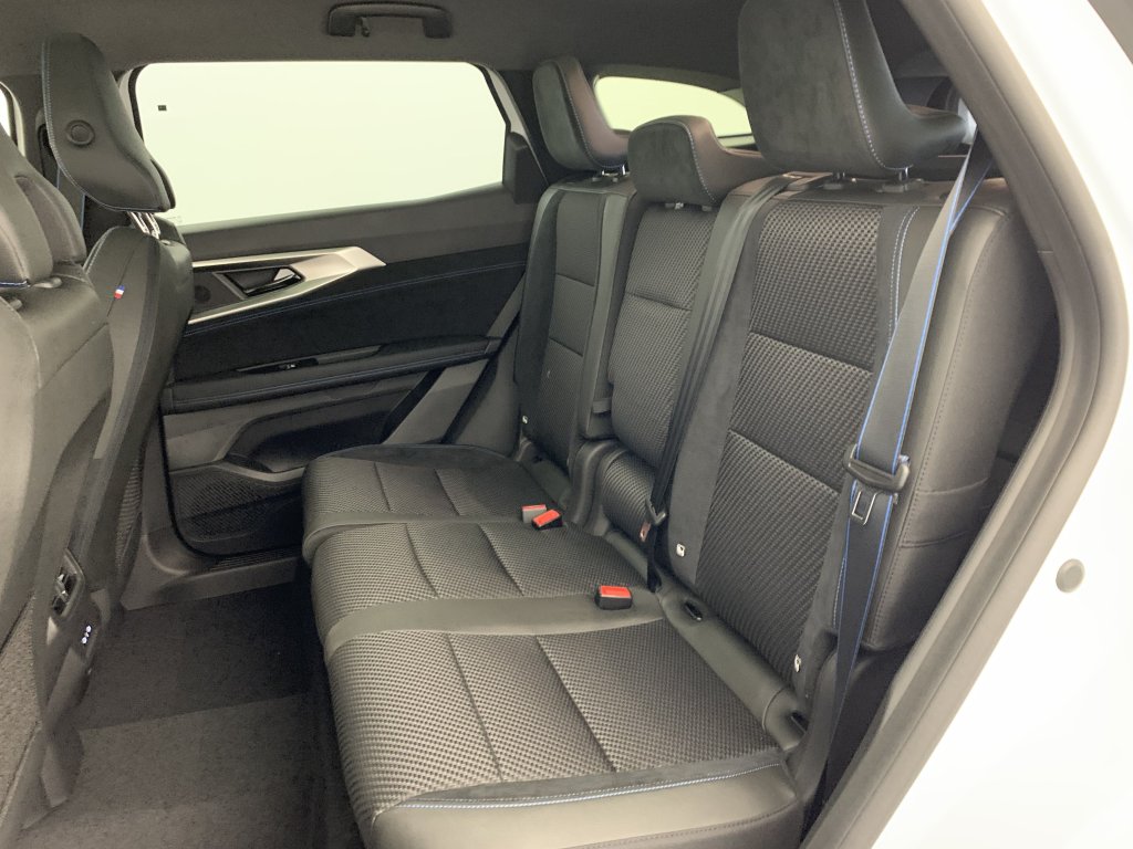 Photo véhicule 1 RENAULT Espace vi E-TECH FULL HYBRID 200 GSR2 ESPRIT ALPINE