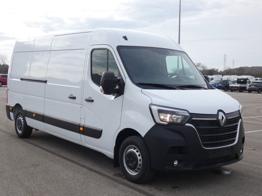 Photo véhicule 1 RENAULT Master fourgon TRAC F3500 L3H2 BLUE DCI 135 CONFORT