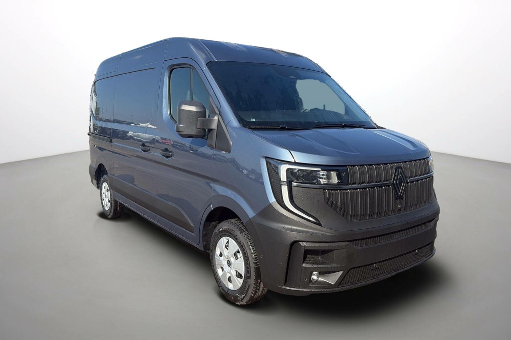 Photo véhicule 1 RENAULT Master fourgon nouveau TRAC 3T5 L2H2 BLUE DCI 170 EXTRA