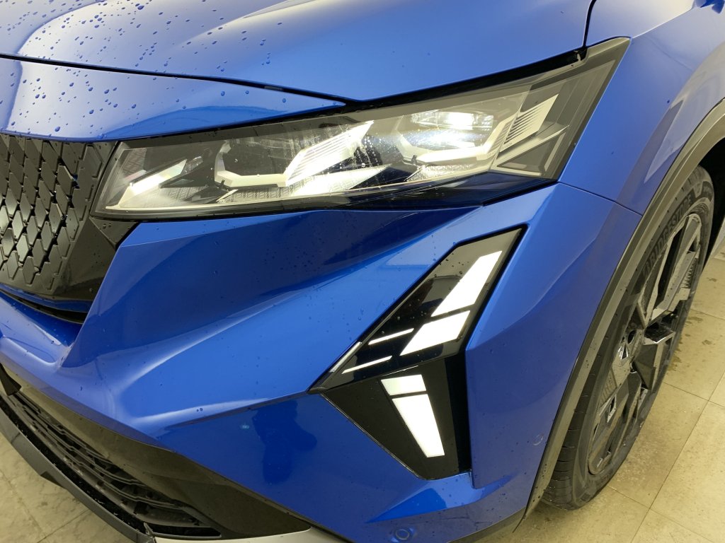 Photo véhicule 1 RENAULT Rafale E-Tech full hybrid 200 esprit Alpine