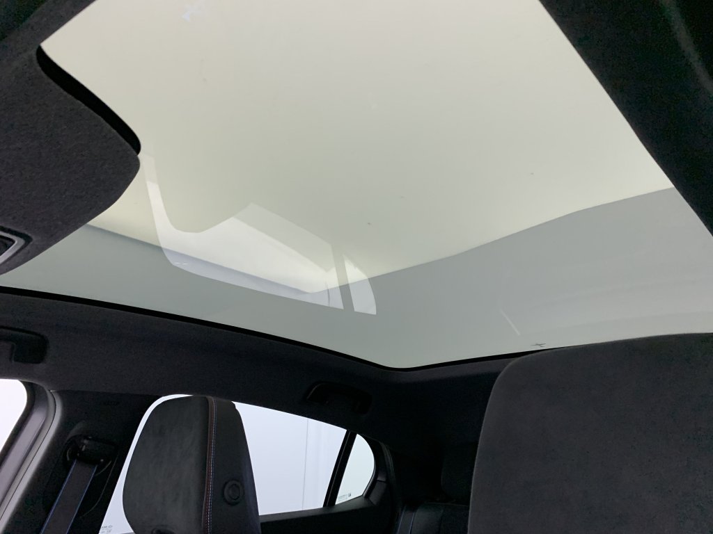 Photo véhicule 1 RENAULT Rafale E-Tech full hybrid 200 esprit Alpine