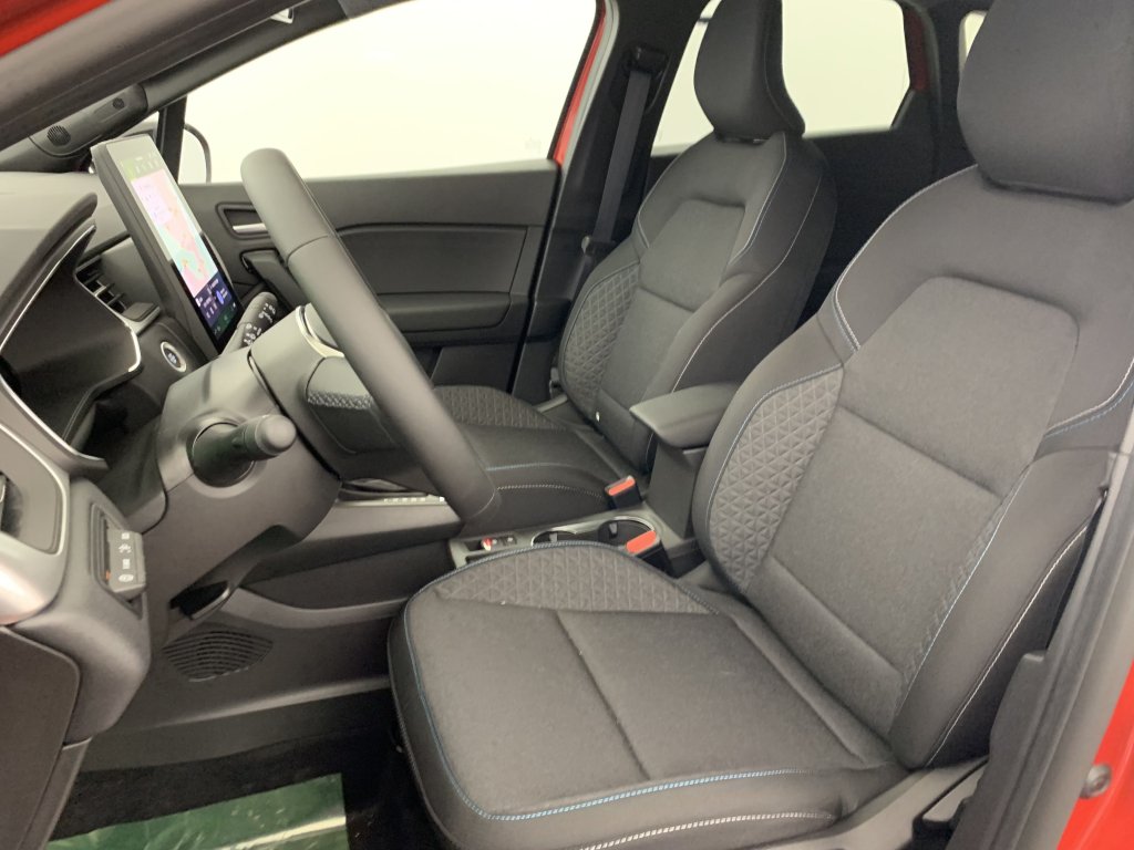Photo véhicule 1 RENAULT Symbioz E-Tech full hybrid 145 Evolution