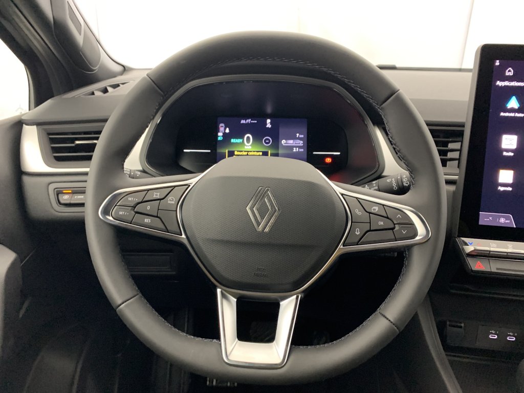 Photo véhicule 1 RENAULT Symbioz E-Tech full hybrid 145 Evolution