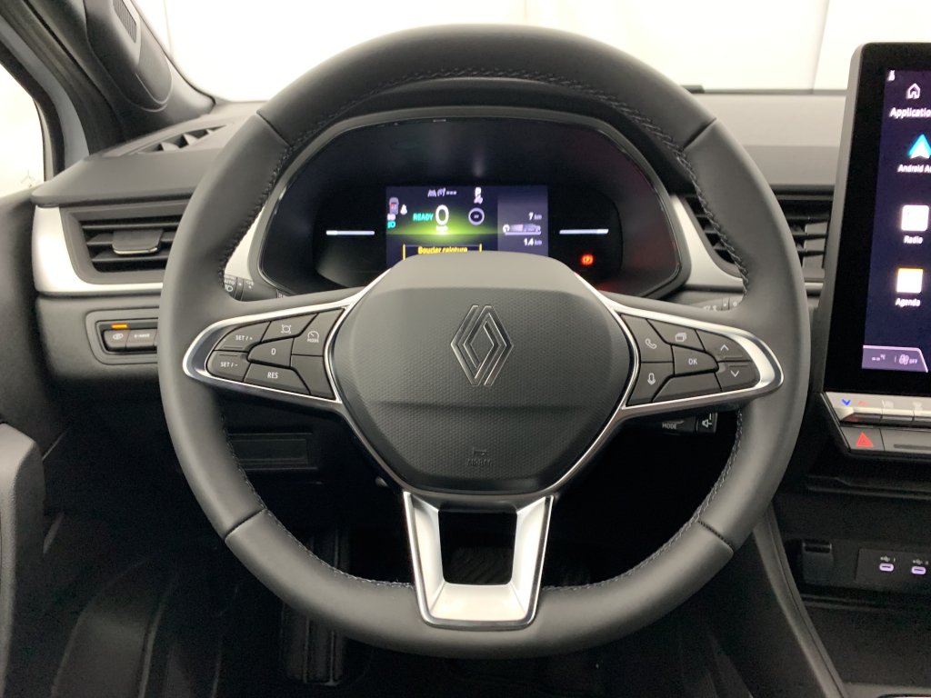 Photo véhicule 1 RENAULT Symbioz E-Tech full hybrid 145 Evolution
