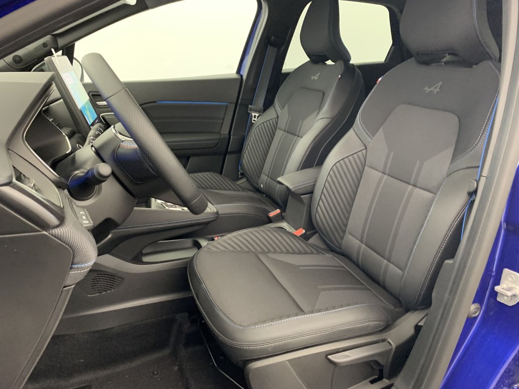 Photo véhicule 1 RENAULT Symbioz E-Tech full hybrid 145 Esprit Alpine