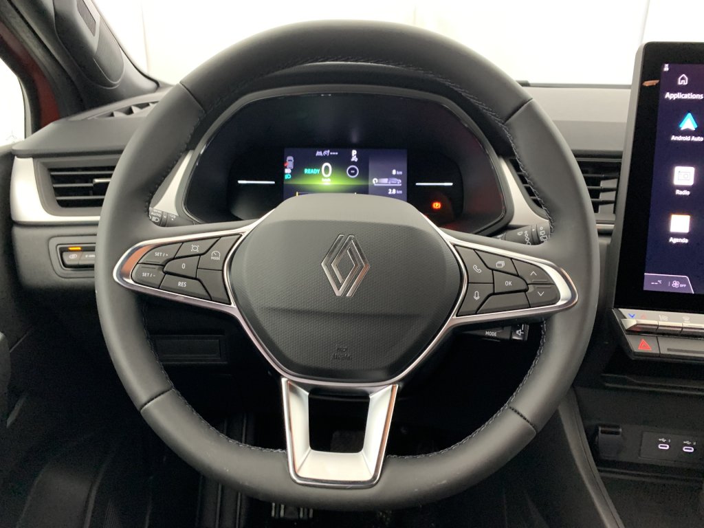 Photo véhicule 1 RENAULT Symbioz E-Tech full hybrid 145 Evolution