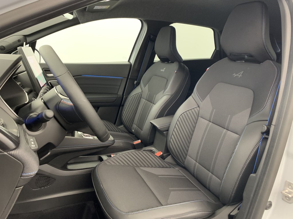 Photo véhicule 1 RENAULT Symbioz E-Tech full hybrid 145 Esprit Alpine