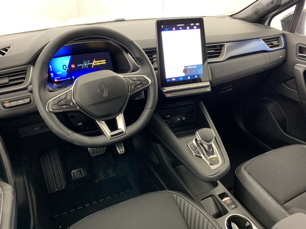 Photo véhicule 1 RENAULT Symbioz E-Tech full hybrid 145 Esprit Alpine