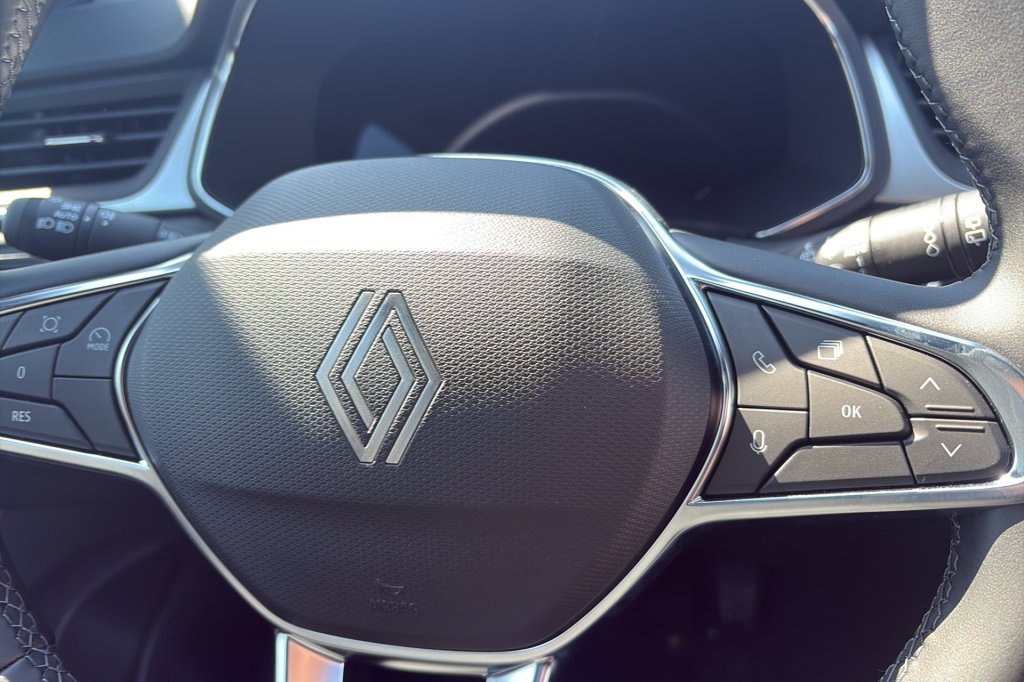 Photo véhicule 1 RENAULT Symbioz E-Tech full hybrid 145 Evolution
