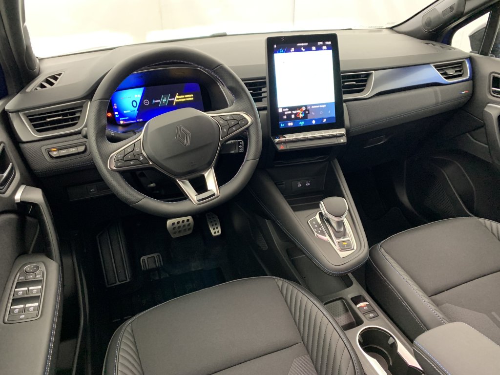 Photo véhicule 1 RENAULT Symbioz E-Tech full hybrid 145 Esprit Alpine