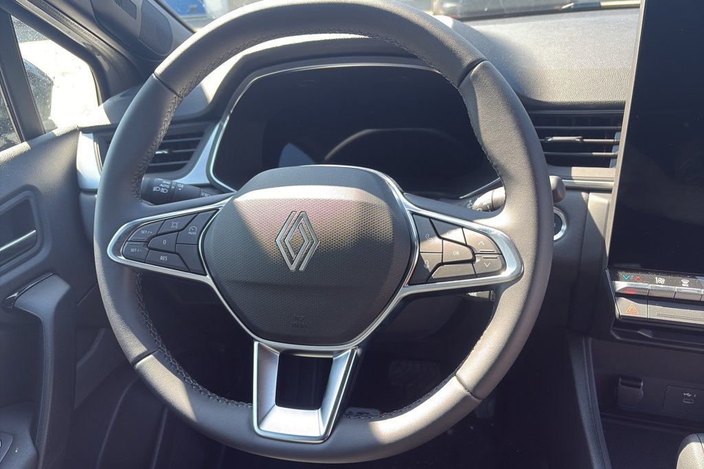 Photo véhicule 1 RENAULT Symbioz E-Tech full hybrid 145 Evolution