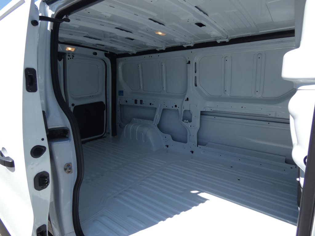 Photo véhicule 1 RENAULT Trafic fourgon L2H1 3T BLUE DCI 130 GSR2 ADVANCE
