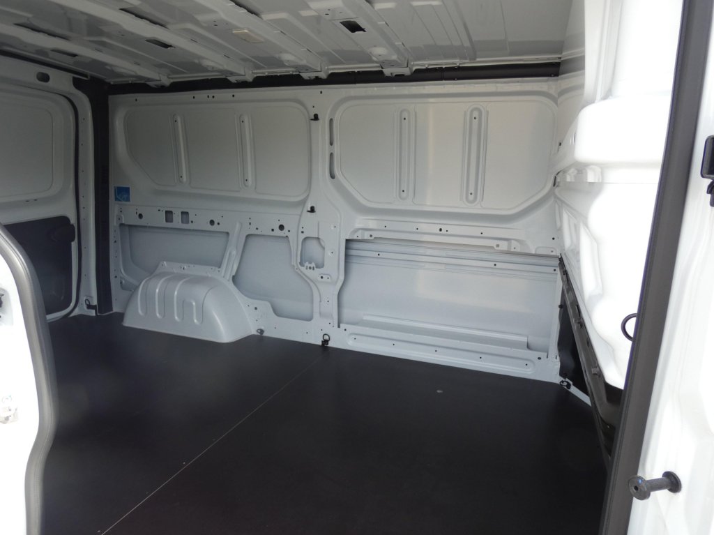 Photo véhicule 1 RENAULT Trafic fourgon L2H1 3T BLUE DCI 130 GSR2 ADVANCE