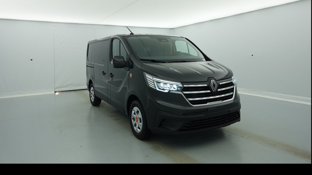 Photo véhicule 1 RENAULT Trafic fourgon L1H1 3T BLUE DCI 150 GSR2 ADVANCE