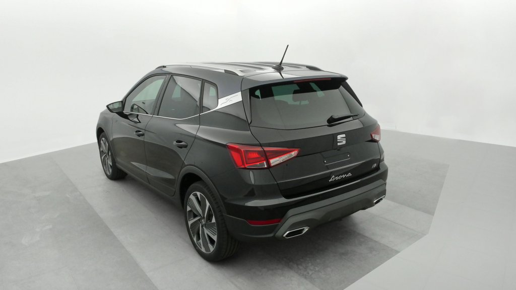 Photo véhicule 1 SEAT Arona 1.5 TSI 150 ch Start Stop DSG7 FR