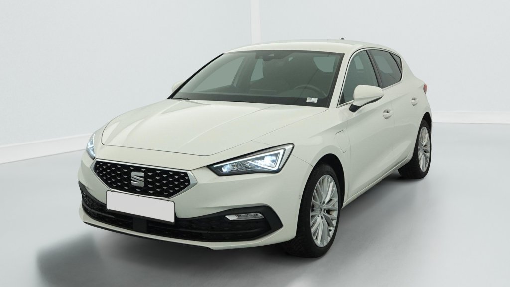Photo véhicule 1 SEAT Leon E-HYBRID 204 CH DSG6 XCELLENCE