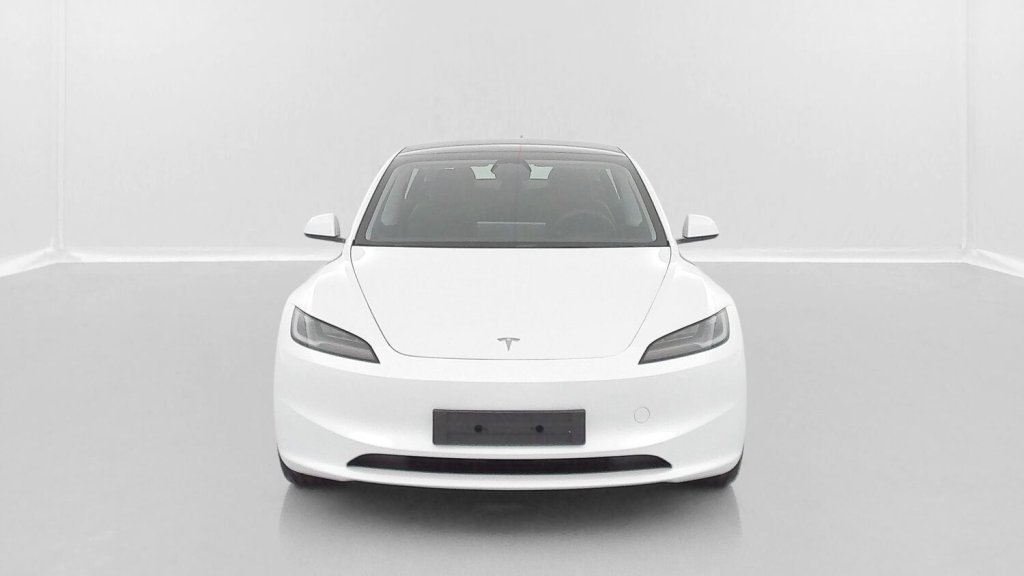 Photo véhicule 1 TESLA Model 3 Model 3 II Standard Propulsion (513km)