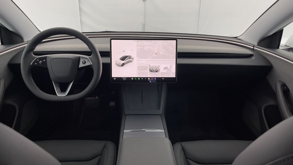 Photo véhicule 1 TESLA Model 3 Model 3 II Standard Propulsion (513km)