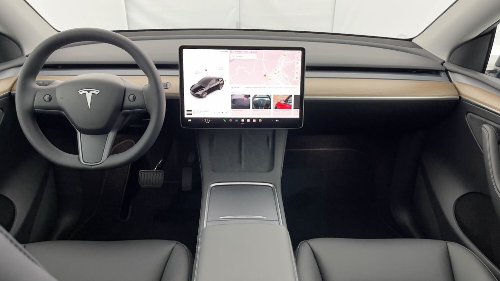 Photo véhicule 1 TESLA Model y Model y Propulsion (455km)