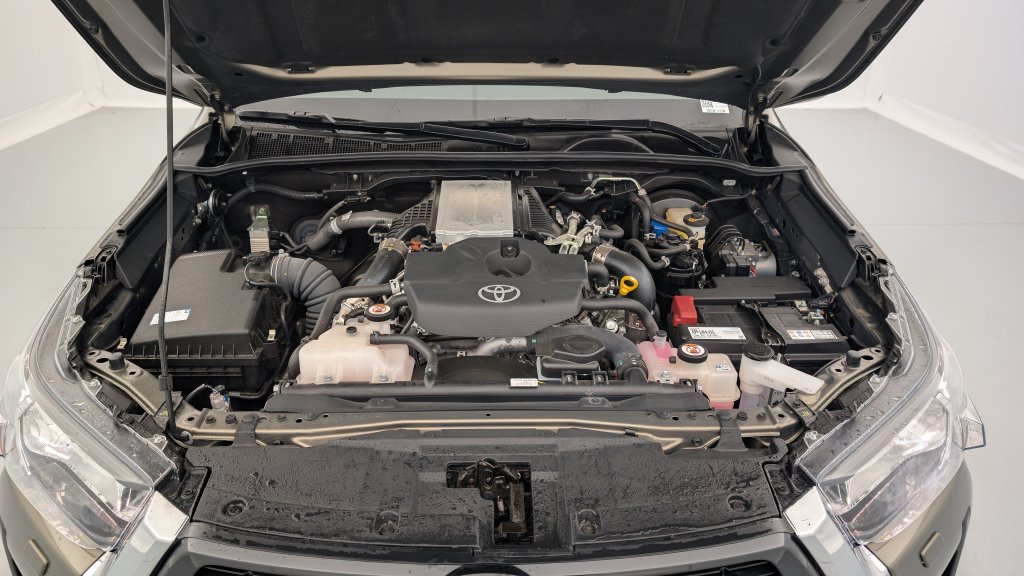Photo véhicule 1 TOYOTA Hilux x-tra cabine HILUX X-TRA CAB 4WD 2.8L 204 D-4D BVA LEGENDE