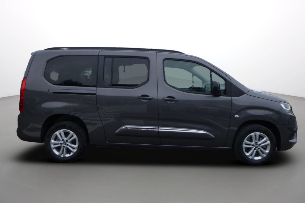 Photo véhicule 1 TOYOTA Proace city verso rc23 Proace City Verso Long 1.5L 130 D-4D BVA8 Executive