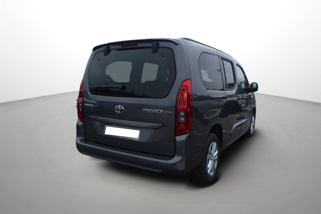 Photo véhicule 1 TOYOTA Proace city verso rc23 Proace City Verso Long 1.2L 110 VVT-i BVM6 Executive