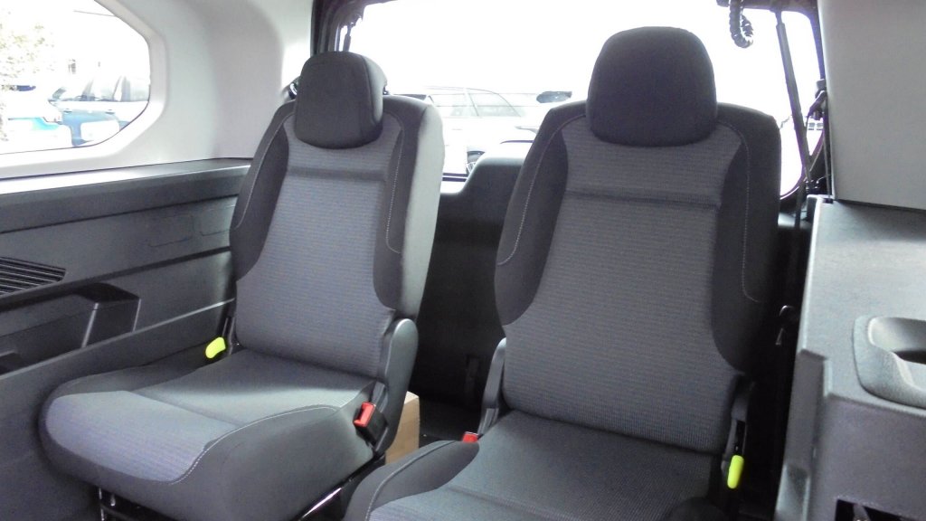 Photo véhicule 1 TOYOTA Proace city verso rc23 Proace City Verso Long 1.2L 110 VVT-i BVM6 Executive