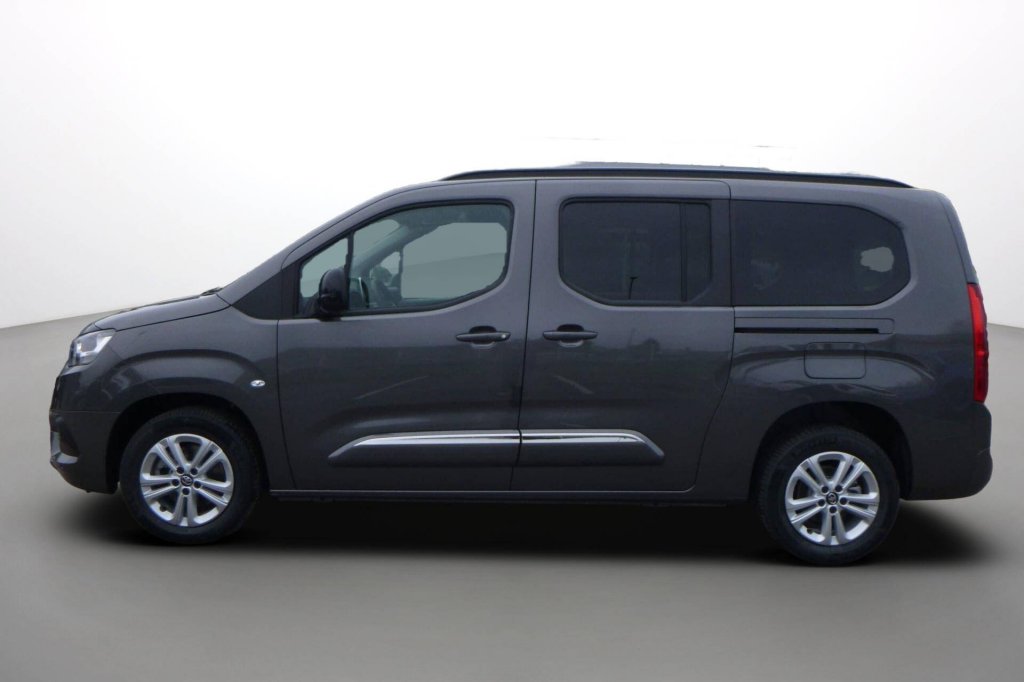 Photo véhicule 1 TOYOTA Proace city verso rc23 Proace City Verso Long 1.5L 130 D-4D BVA8 Executive