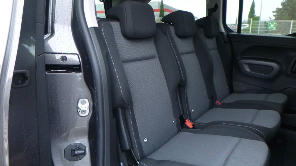 Photo véhicule 1 TOYOTA Proace city verso rc23 Proace City Verso Long 1.5L 130 D-4D BVA8 Executive