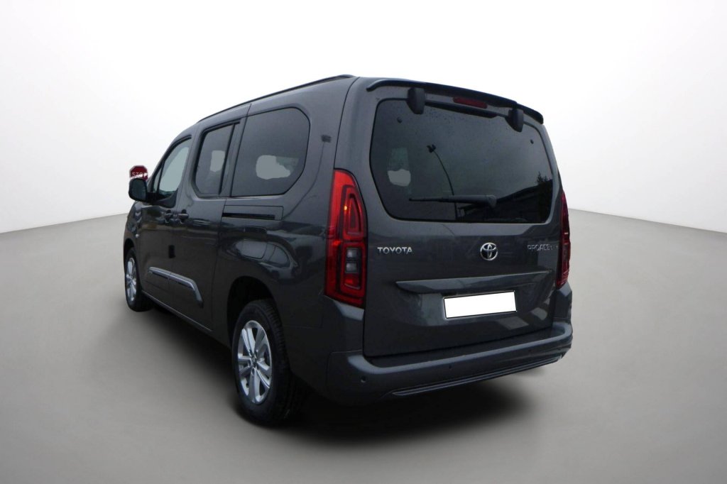 Photo véhicule 1 TOYOTA Proace city verso rc23 Proace City Verso Long 1.5L 130 D-4D BVA8 Executive