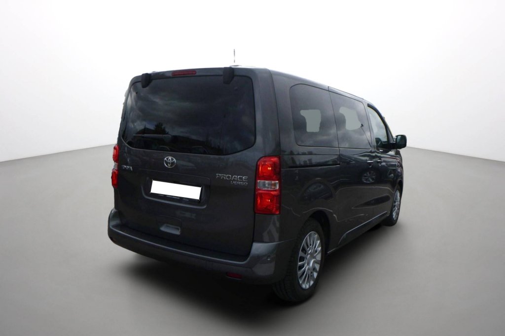 Photo véhicule 1 TOYOTA Proace verso Proace Verso Medium 2.0L 180 D-4D BVA8 Lounge