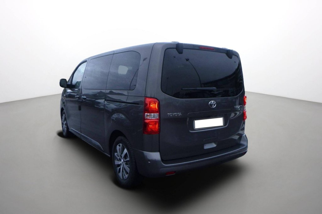 Photo véhicule 1 TOYOTA Proace verso Proace Verso Medium 2.0L 180 D-4D BVA8 Lounge