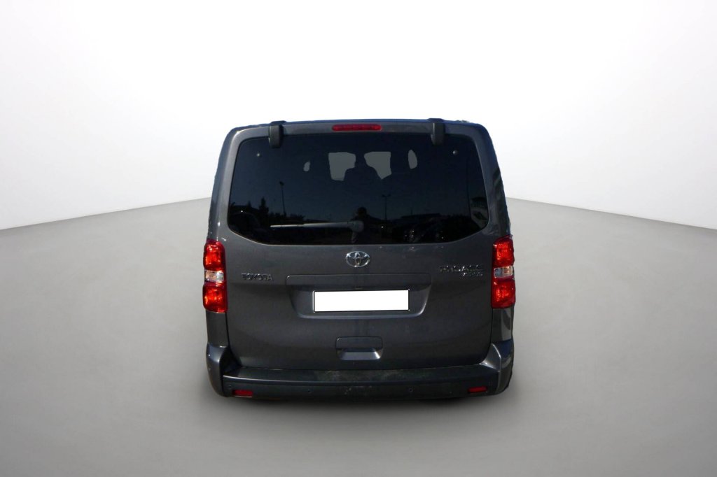 Photo véhicule 1 TOYOTA Proace verso Proace Verso Long 2.0L 180 D-4D BVA8 Lounge