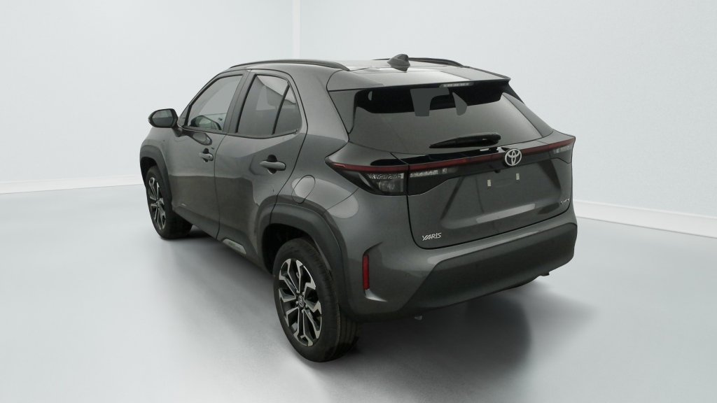 Photo véhicule 1 TOYOTA Yaris cross hybride 130h 2WD Design