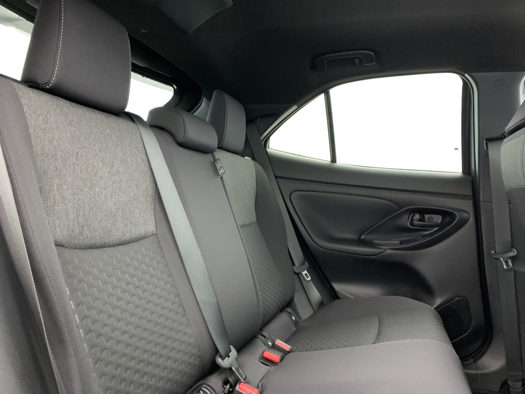 Photo véhicule 1 TOYOTA Yaris cross hybride 130h 2WD Design