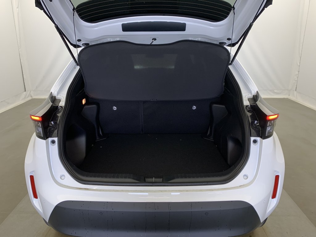 Photo véhicule 1 TOYOTA Yaris cross hybride 130h 2WD Design