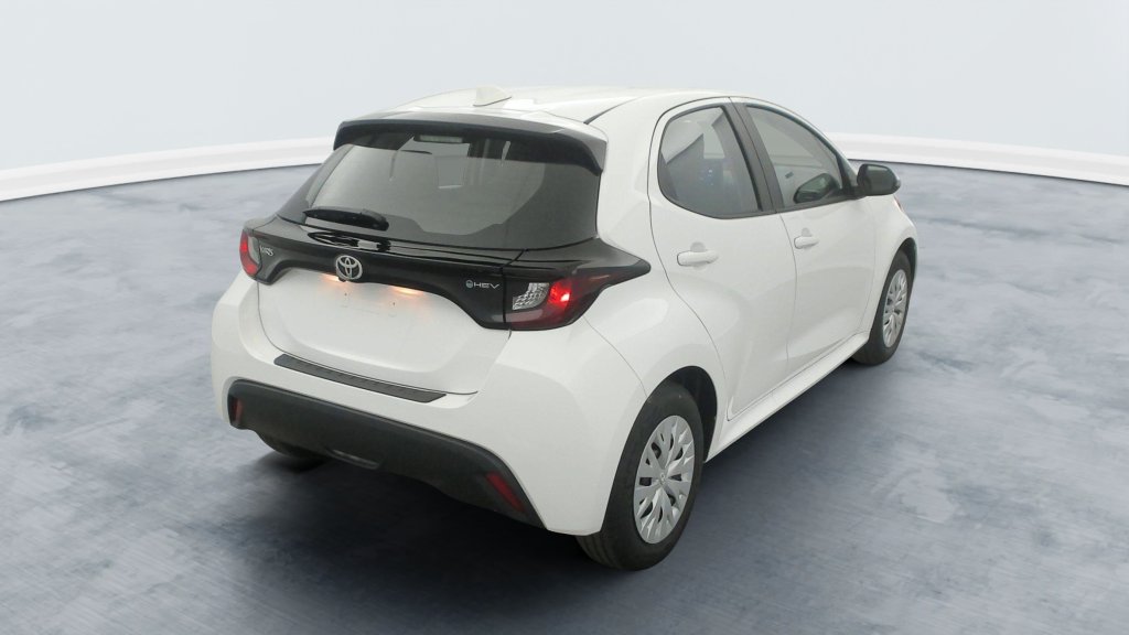 Photo véhicule 1 TOYOTA Yaris hybride 116h Dynamic