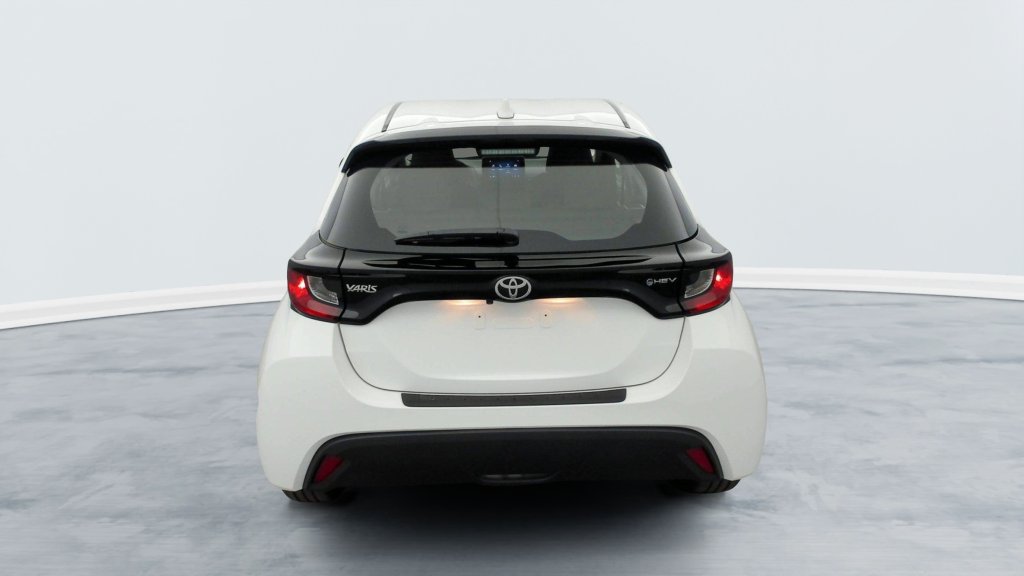 Photo véhicule 1 TOYOTA Yaris hybride 116h Dynamic