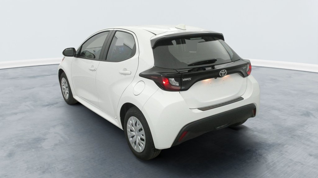 Photo véhicule 1 TOYOTA Yaris hybride 116h Dynamic