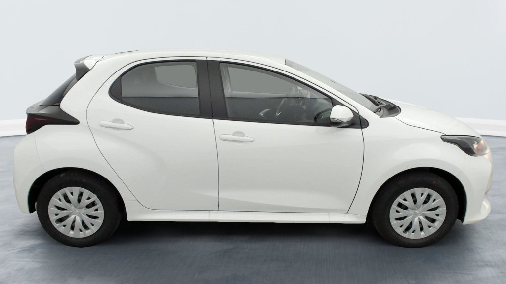 Photo véhicule 1 TOYOTA Yaris hybride 116h Dynamic