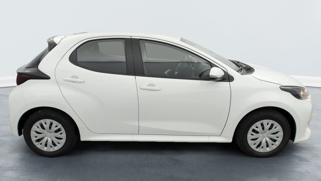 Photo véhicule 1 TOYOTA Yaris hybride 116h Dynamic