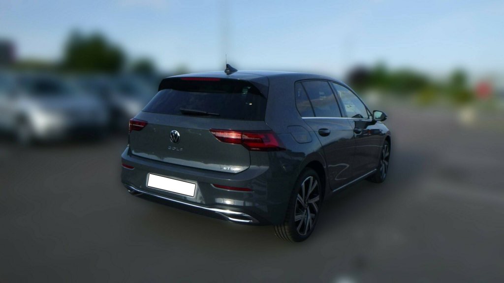 Photo véhicule 1 VOLKSWAGEN Golf Golf 1.5 eTSI OPF 150 DSG7 Style